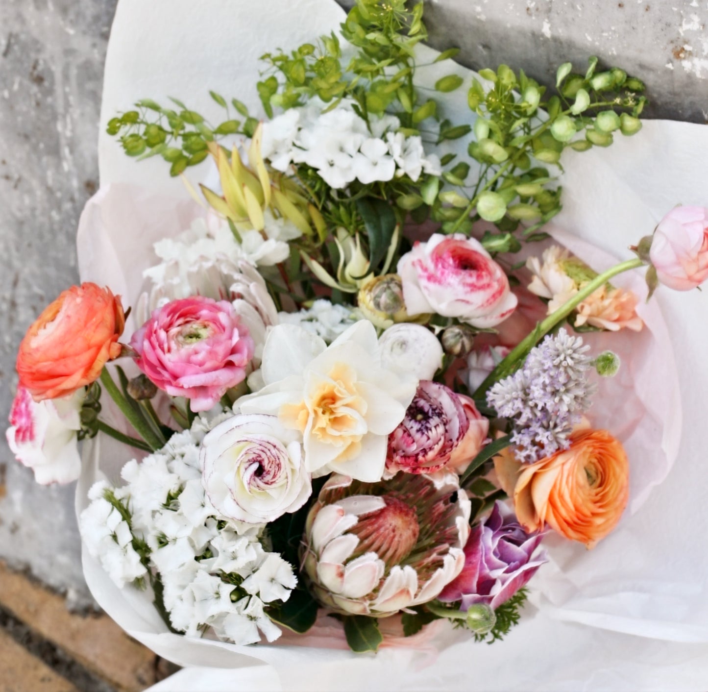 Seasonal Bouquet - Essence image 2